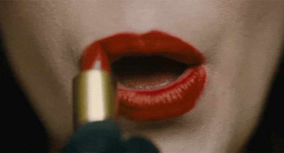 How to Match Your Lipstick with Eye Color